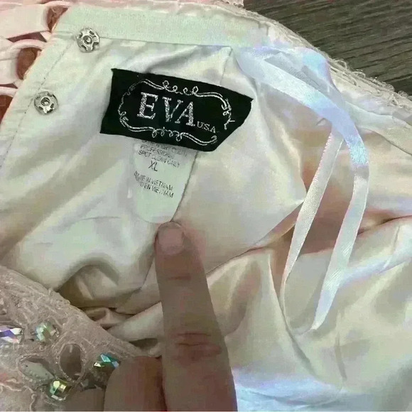 EVA U.S.A. Formal Lace Gown light pink-peach gown size XL - Picture 4 of 11